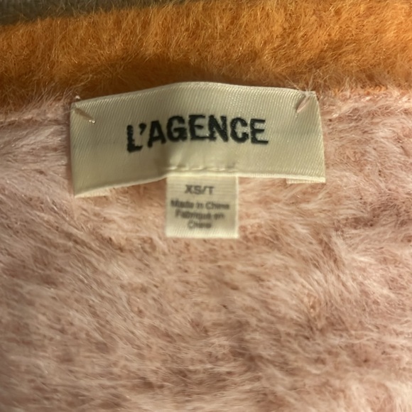 L'agence Susie Knit Fuzzy Cardigan NWOT - Picture 8 of 8